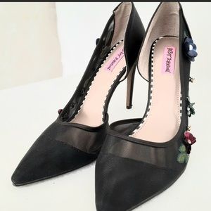 Betsey Johnson black heels